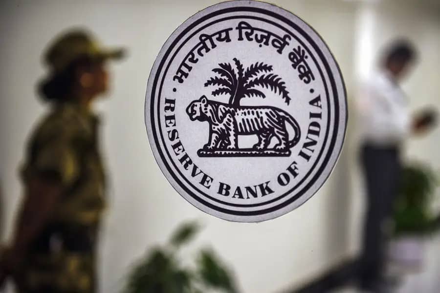 RBI ( Reserve Bank ) Mandates Multiple Card Networks for Credit and Debit Cards